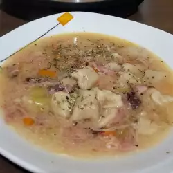 Супа с Пилешки Бульон