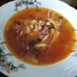 Супа с кайма и зелен лук