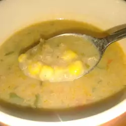 Супа с киноа и царевица