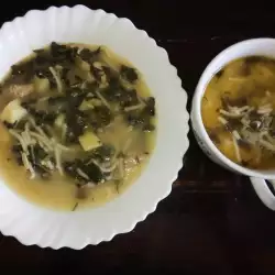 Пилешка супа с фиде и лук
