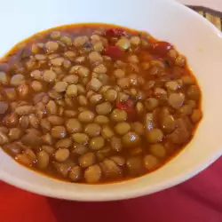 Супа от леща с чесън