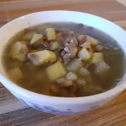 Супа от леща с тиквички