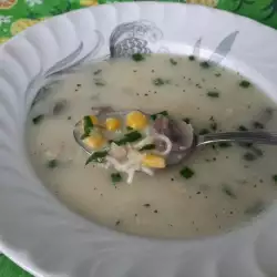 Супа с пиле, царевица и гъби със застройка