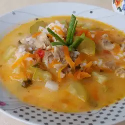 Пилешка супа с ориз и брашно