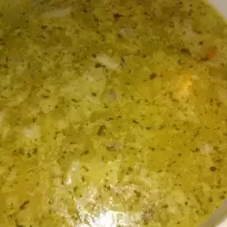Пилешка супа с картофи и лук