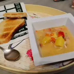 Супа с месо и мащерка