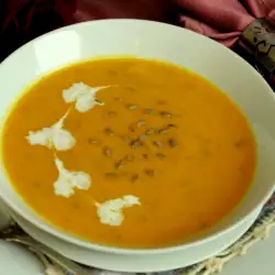 Крем супа от моркови с праз