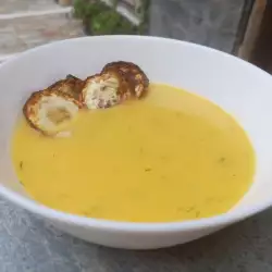 Есенна супа с тиквички