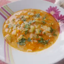 Лятна супа с тиквички