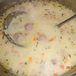 Супа с кайма и лук