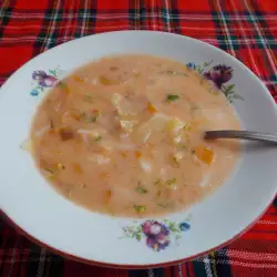Икономична супа с лук