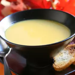 Крем супа от тиквички с кисело мляко