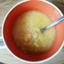 Картофена супа с фиде и кисело мляко