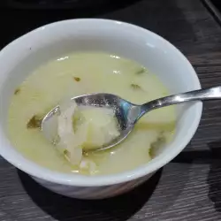 Пилешка супа от филе с тиквички