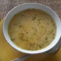Гъста супа от тиквички и картофи