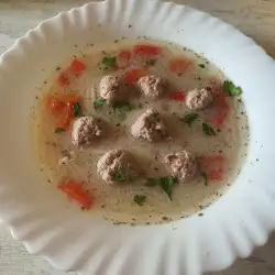 Супа топчета за обяд