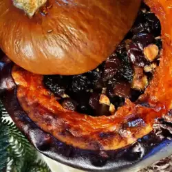 Десерт с боровинки и сушени плодове