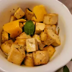 Тофу с лавандула и цитрусов сос