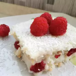 Малинова торта с нишесте