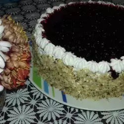 Торта Ден и Нощ с малиново и боровинково желе