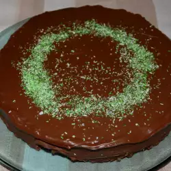 Шоколадова торта със стафиди