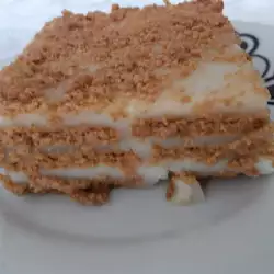 Бисквитена торта с нишесте