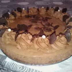 Шоколадова торта с бисквити