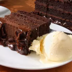 Шоколадова веган торта с какао