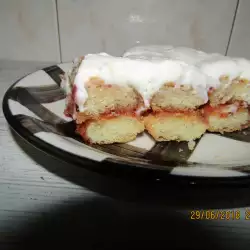 Торта от бишкоти с млечен крем