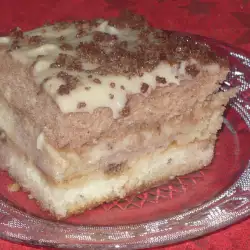 Торта с домашен крем и орехи