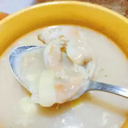 Пилешка супа с кашкавал