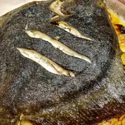 Печена риба с тиквички