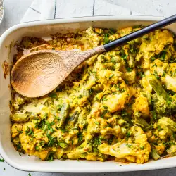 Постна зеленчукова запеканка с броколи и карфиол