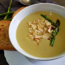 Супа със зеленчуков бульон без месо