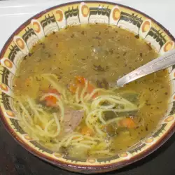 Супа с месо и фиде