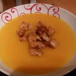 Зеленчукова супа с крутони