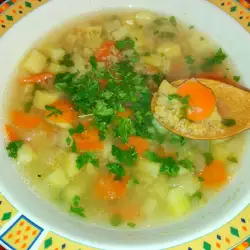 Зеленчукова супа с булгур и пшенични трици