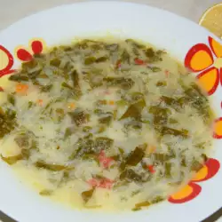 Лесна зеленчукова супа с крема сирене