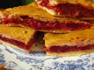 Пай с червено цвекло