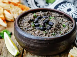 Бърз хумус от черен боб