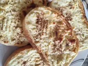 Чеснови принцеси със сирене и яйце