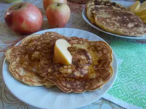 Царевични палачинки с мед