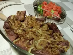 Печен дроб с лук и масло