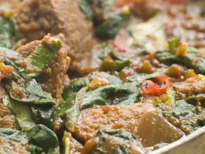 Агнешко със спанак (Palak gosht)