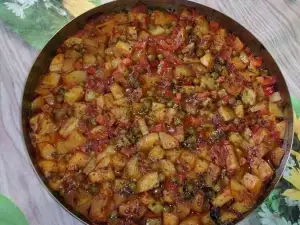 Картофи с грах и моркови на фурна