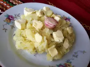 Варени картофи по ловешки