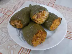 Класически пълнени чушки с ориз и кайма