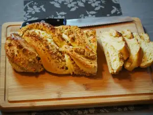Лесен за приготвяне козунак с бадеми