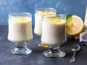 Лимоново мляко с ориз