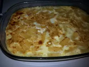 Вкусни макарони на фурна с мляко и яйца